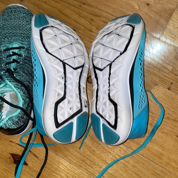 Nike and Champion Kids Sneakers Shoes Bundle - Picture 8 of 11